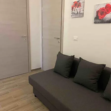 شقة Viale84 *
